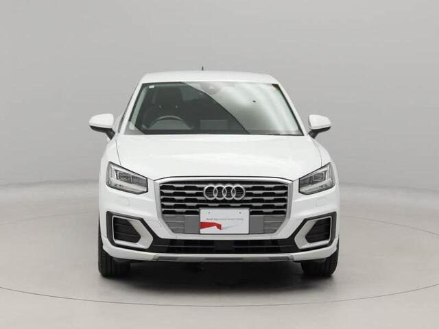 Q21.0 TFSI スポーツ