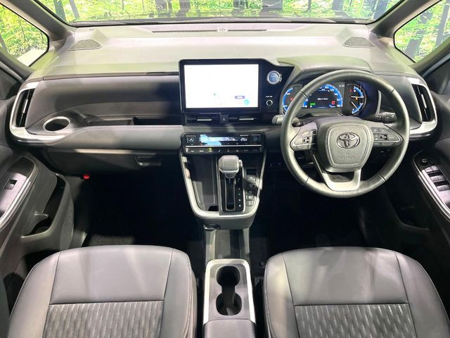 ノア1.8 ハイブリッド S-Z
