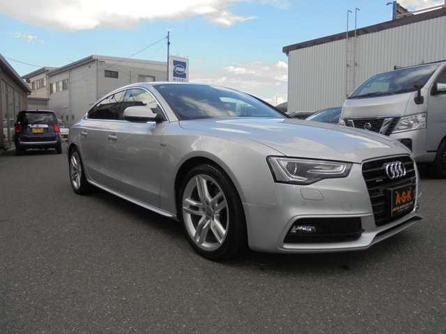 A5スポーツバック2.0 TFSI クワトロ Sラインパッケージ 4WD