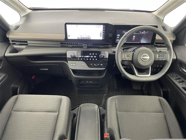 セレナ1.4 e-POWER ハイウェイスターV