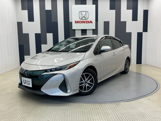 プリウスPHV1.8 S