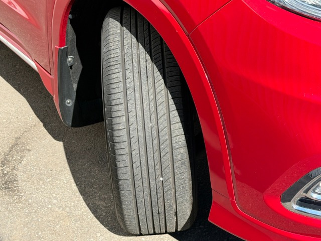 ヴェゼル1.5 ハイブリッド Z ホンダセンシング 4WD