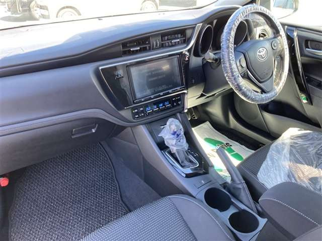 オーリス1.5 150X Sパッケージ 4WD