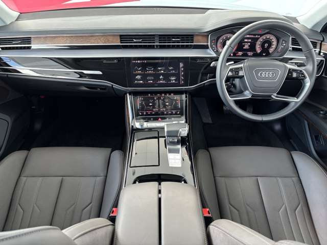 A855 TFSI クワトロ 4WD