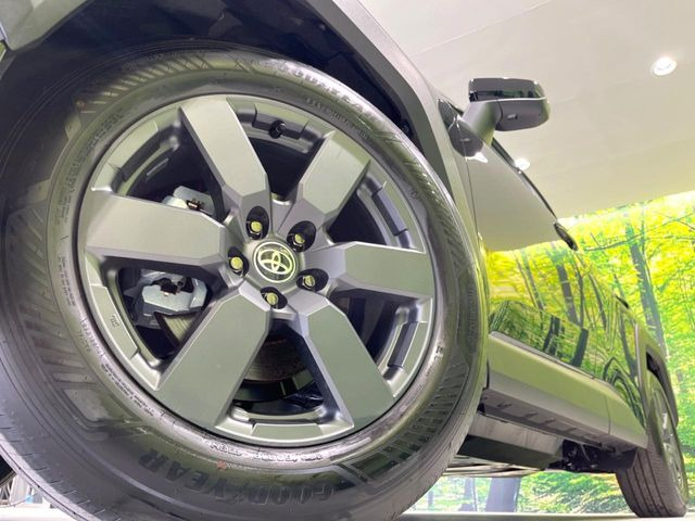 �y����18�C���`�A���~�z�C�[���z�O�ςɃ}�b�`���������A���~�z�C�[���𑕒����Ă���܂��B�e��ЊO�A���~�z�C�[����A�X�^�b�h���X�^�C�����戵�����Ă���܂��B���񂲑��k����������