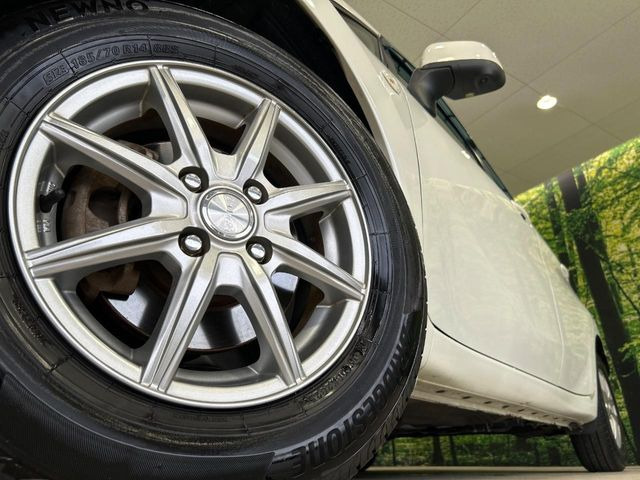 �y14�C���`�A���~�z�C�[���z�O�ςɃ}�b�`�����A���~�z�C�[���𑕒����Ă���܂��B�e��A���~�z�C�[����A�X�^�b�h���X�^�C�����戵�����Ă���܂��B���񂲑��k����������