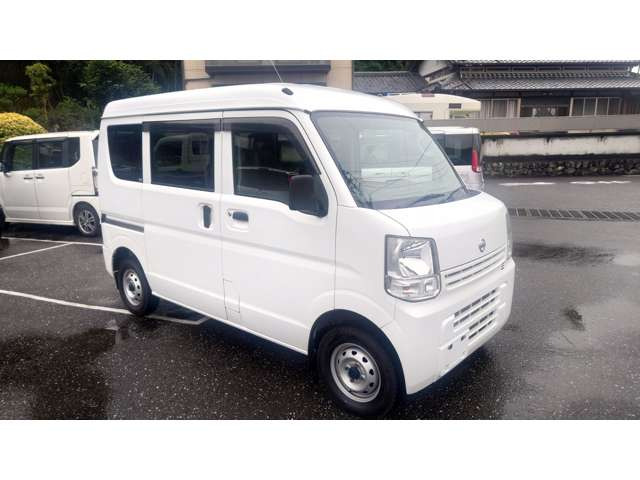 NV100クリッパーDX ハイルーフ 4WD