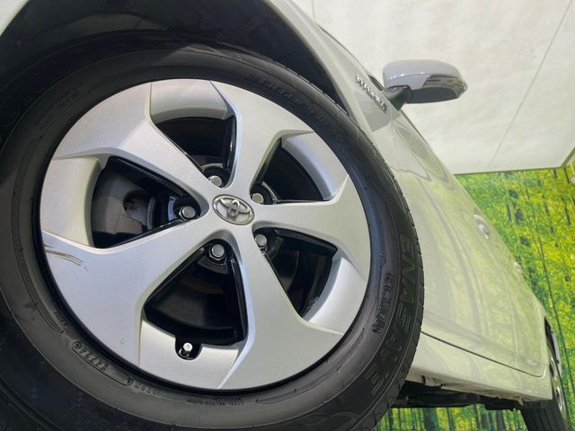 �y����15�C���`�A���~�z�C�[���z�O�ςɃ}�b�`���������A���~�z�C�[���𑕒����Ă���܂��B�e��ЊO�A���~�z�C�[����A�X�^�b�h���X�^�C�����戵�����Ă���܂��B���񂲑��k����������