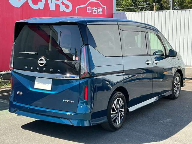 セレナ1.4 e-POWER ハイウェイスターV