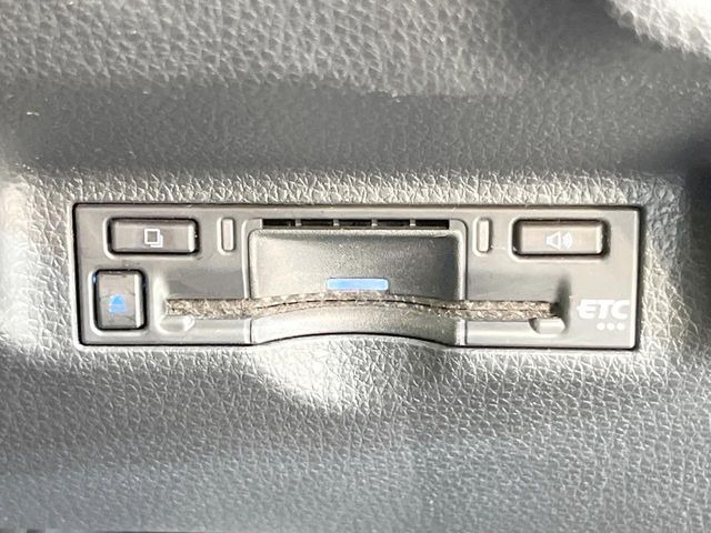 【ETC】高速道路の料金所をストレスなく通過!話題のスポットやサービスエリアに多い「スマートIC」利用時は必須のアイテムです。当店でセットアップを実施、ご納車当日からすぐにご利用いただけます!