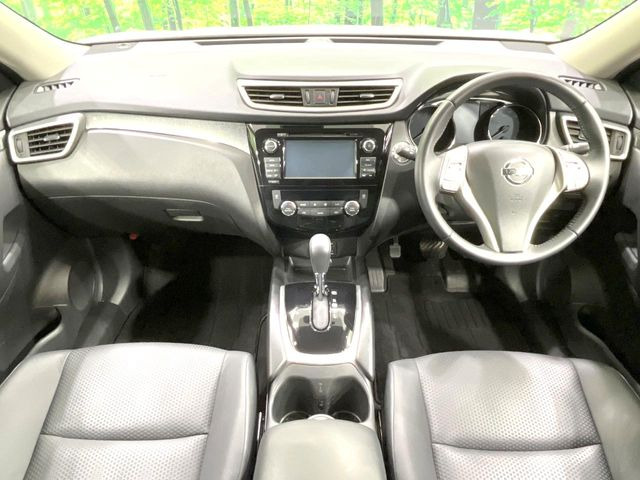 エクストレイル2.0 20X エマージェンシーブレーキパッケージ