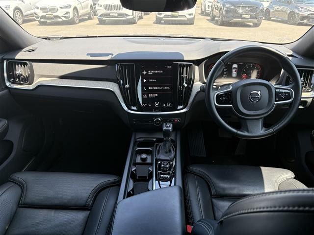 V60T5 インスクリプション