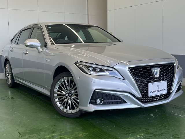 クラウンハイブリッド 2.5 G Four 4WD
