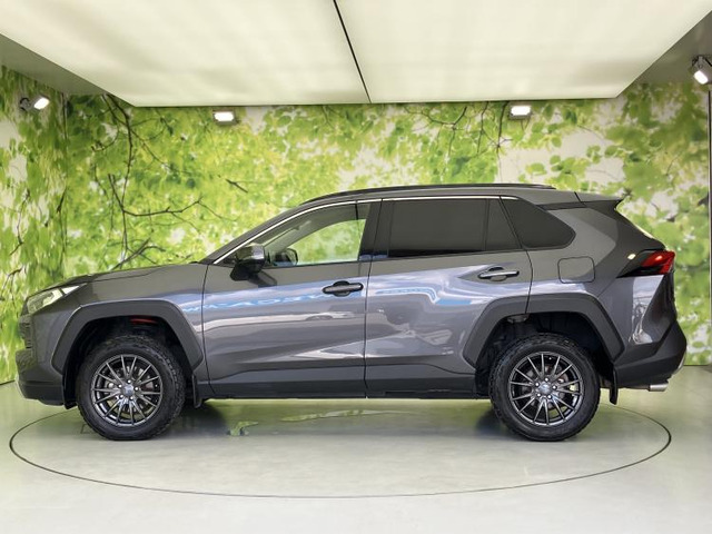 RAV42.0 アドベンチャー 4WD