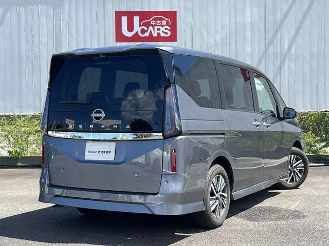 セレナ1.4 e-POWER ハイウェイスターV