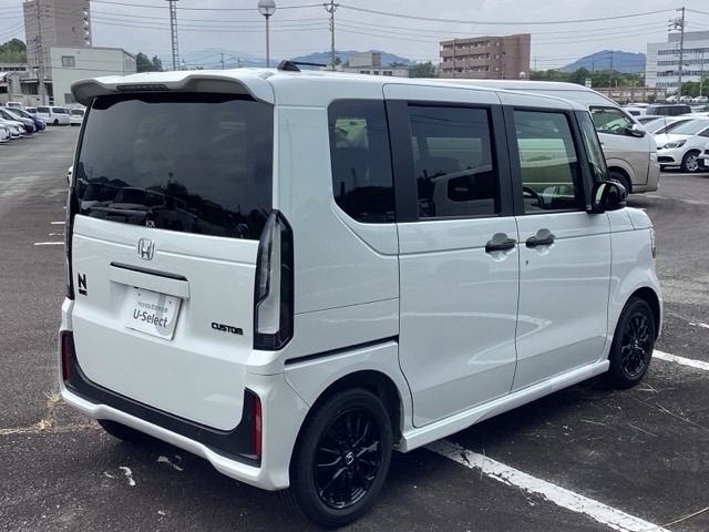 N-BOXカスタムブラック スタイル