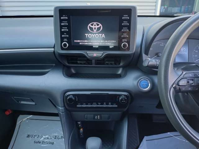 ヤリス1.5 ハイブリッド X E-Four 4WD