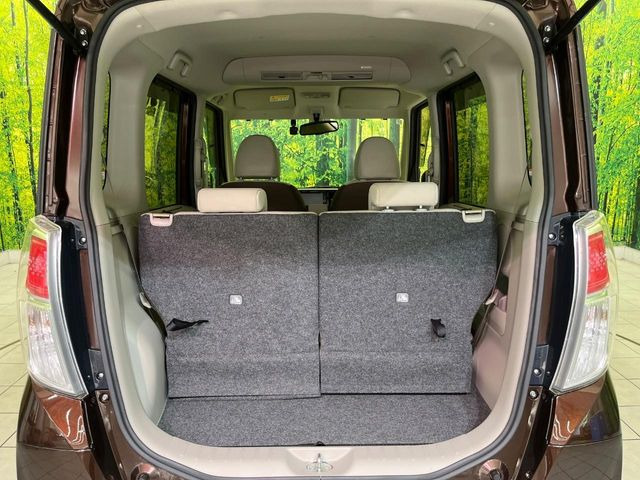 普段のお買い物や通勤、送迎等に十分な荷室スペースを確保しております。セカンドシートを倒すと、大きな荷物の積載も可能です♪