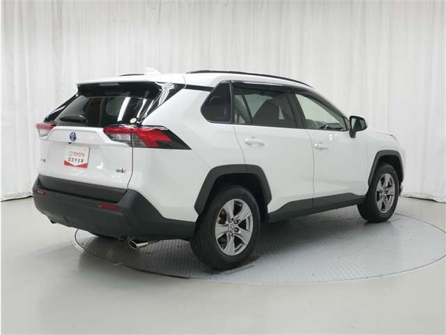 RAV42.5 ハイブリッド X E-Four 4WD