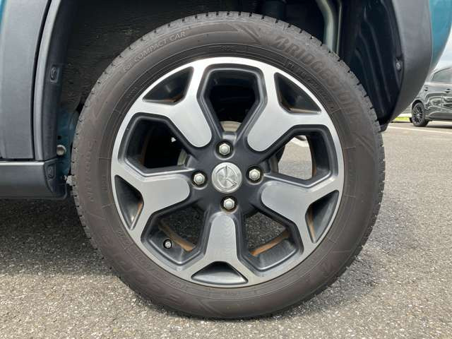 �}�c�_�̃Z���^�[�L���b�v������A���~�z�C�[����BRIDGESTONE�̕����������I�ȃ^�C���ł��BCARGO����X�ł͍w�������������T�|�[�g�������܂��̂ŁA���S�̃J�[���C�t�����߂������������܂��B