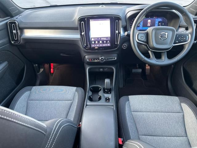 XC40プラス B3
