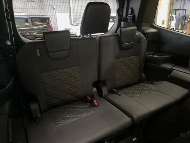 3��ڃV�[�g�͂�������ԗǍD����l�ł��������ƍ����Ē����܂��̂ŁA��l���ł̂��o���������N���N�ł��􂲉Ƒ��ŁA�C�̒m�ꂽ���ԂŁA�h���C�u�ɍs���̂��y���݂ł��ˁ�