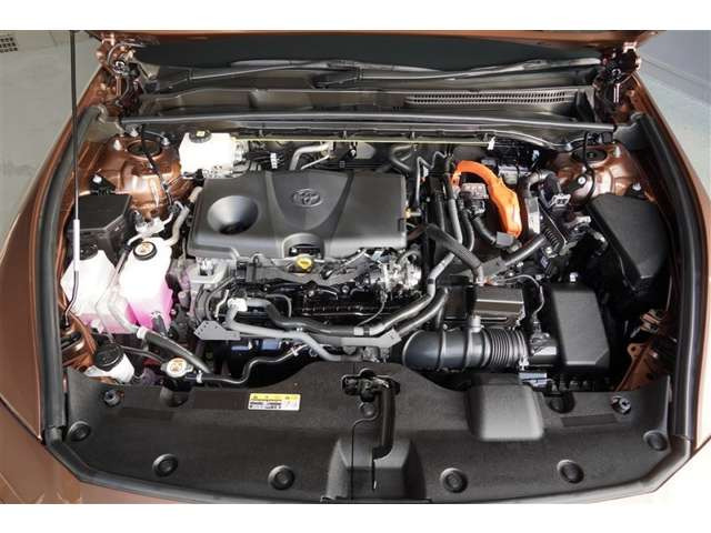 クラウンクロスオーバー2.5 G アドバンスト レザー パッケージ E-Four 4WD