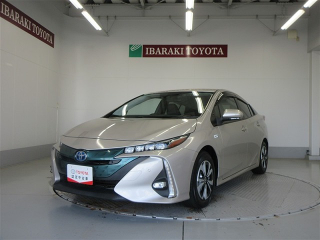 プリウスPHV1.8 S セーフティ プラス