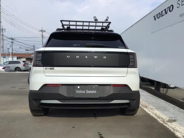 EX30クロスカントリーウルトラ ツインモーター パフォーマンス 4WD