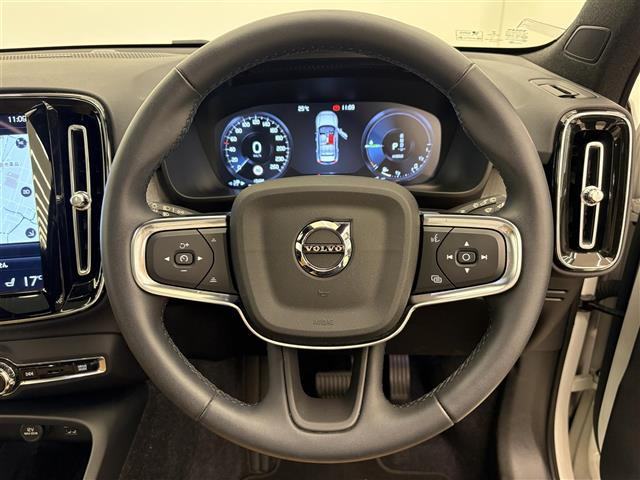 XC40リチャージ プラグイン ハイブリッド T5 インスクリプション