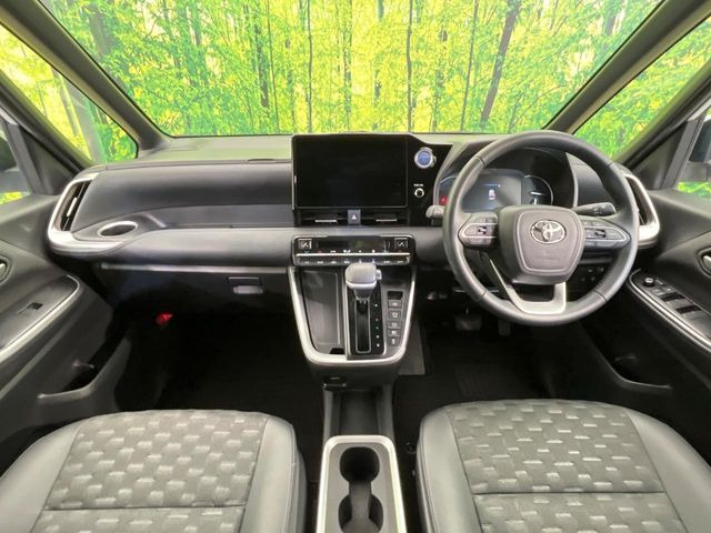 ヴォクシー1.8 ハイブリッド S-Z