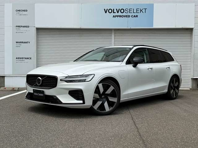 V60ウルトラ T6  AWD プラグインハイブリッド 4WD