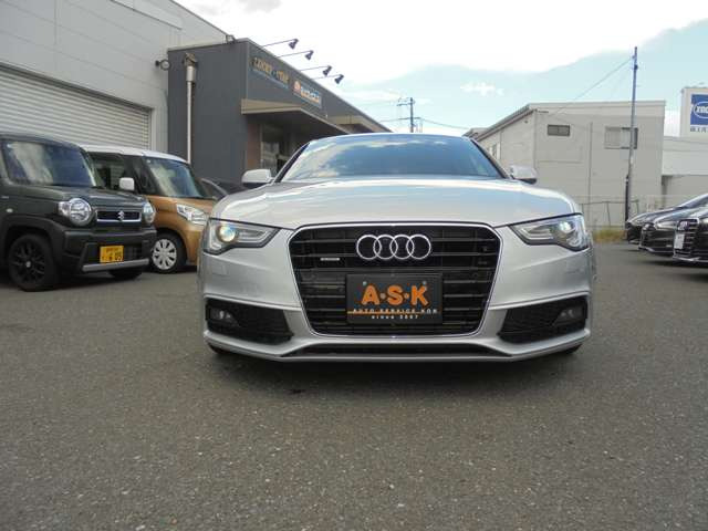 A5スポーツバック2.0 TFSI クワトロ Sラインパッケージ 4WD