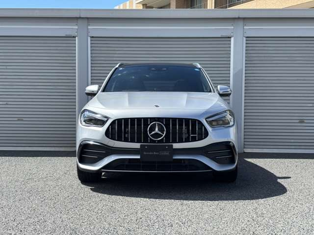 GLAクラスAMG GLA35 4マチック 4WD
