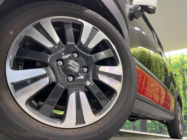 �y�����A���~�z�C�[���z�O�ςɃ}�b�`���������A���~�z�C�[���𑕒����Ă���܂��B�e��ЊO�A���~�z�C�[����A�X�^�b�h���X�^�C�����戵�����Ă���܂��B���񂲑��k����������