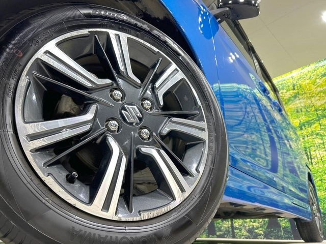 �y����15�C���`�A���~�z�C�[���z�O�ςɃ}�b�`���������A���~�z�C�[���𑕒����Ă���܂��B�e��ЊO�A���~�z�C�[����A�X�^�b�h���X�^�C�����戵�����Ă���܂��B���񂲑��k����������
