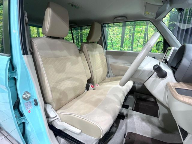 運転席シート廻りは使用感も少なく、良好な状態となっています。丁寧に使われていたことがよくわかりますね。