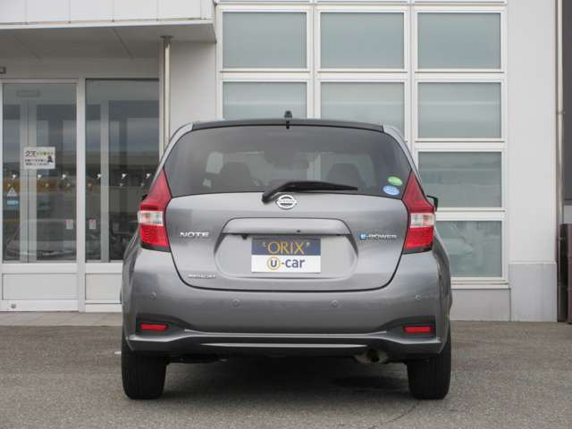 �y�S�ԕۏؕt�z�I���b�N�XU-CAR�ł͑S�ԕۏؕt�Ŕ̔����Ă���܂��B�X�Ȃ���S�����߂���ɂ͗L���Ŕ[�Ԍ�2�N�Ԃ܂ŕۏ؉����ł���v���������p�ӂ��Ă���܂��̂ł��C�y�ɂ����k���������܂��B