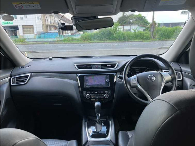 エクストレイル2.0 20X エマージェンシーブレーキパッケージ