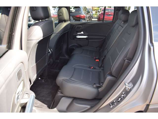 EQB350 4マチック AMGラインパッケージ 4WD