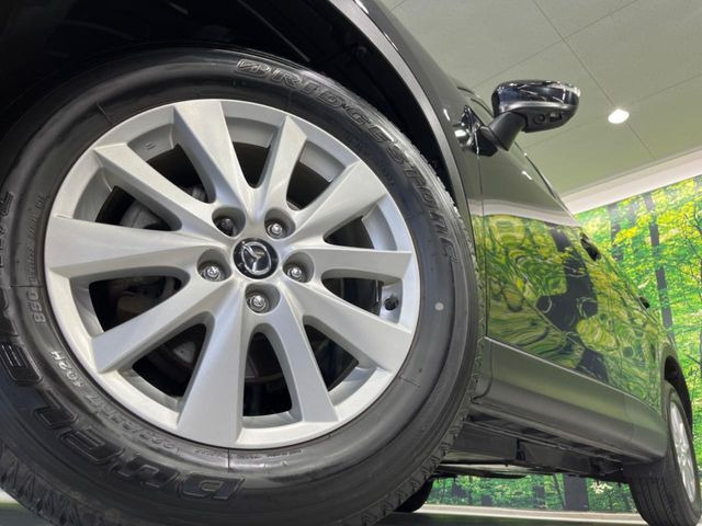 �y����17�C���`�A���~�z�C�[���z�O�ςɃ}�b�`���������A���~�z�C�[���𑕒����Ă���܂��B�e��ЊO�A���~�z�C�[����A�X�^�b�h���X�^�C�����戵�����Ă���܂��B���񂲑��k����������