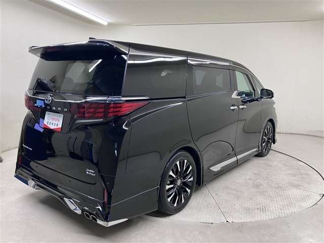 アルファードハイブリッド 2.5 エグゼクティブ ラウンジ E-Four 4WD