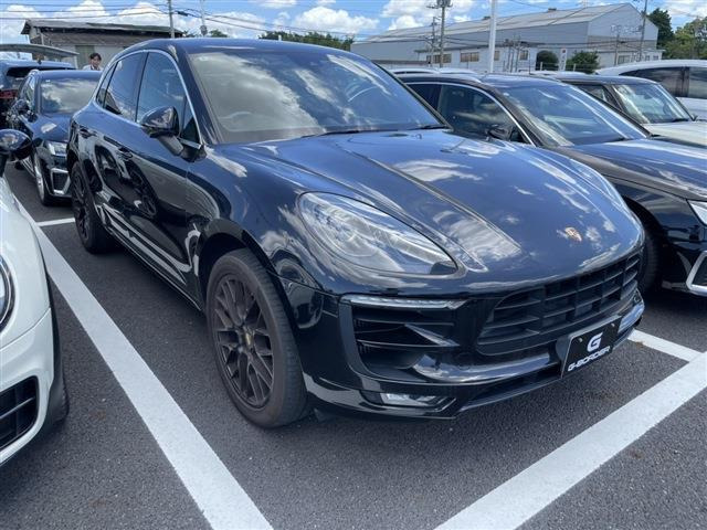 マカンGTS PDK 4WD