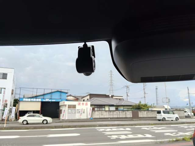 いざという時の録画機能!より安心してドライブが可能です。