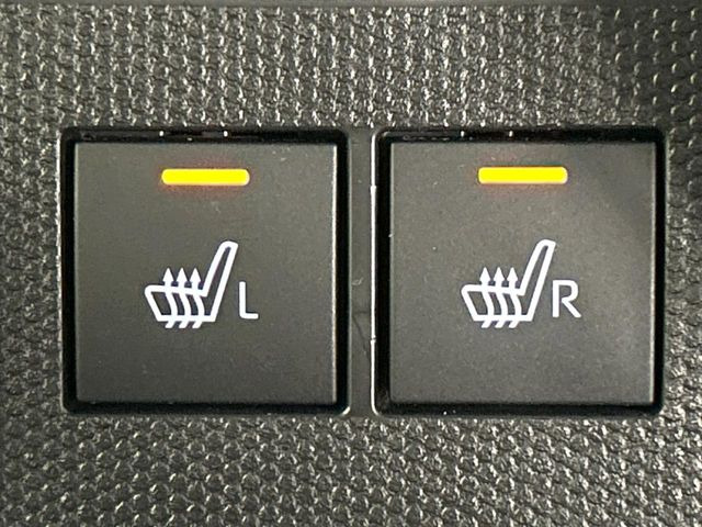 【シートヒーター】寒い日に重宝するシートヒーター!エアコンより早く温まってくれるので寒がりの人も安心ですね♪エアコンの温風は乾燥するから苦手、という方にもをおすすめです。