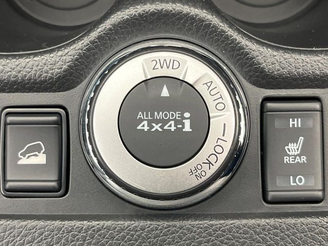 4WDのお車ですので、雪道でも安心です♪降雪地地域にお住まいの方以外にも、ウィンタースポーツが趣味の方や降雪地域へ帰省される機会がある方にもおすすめ!