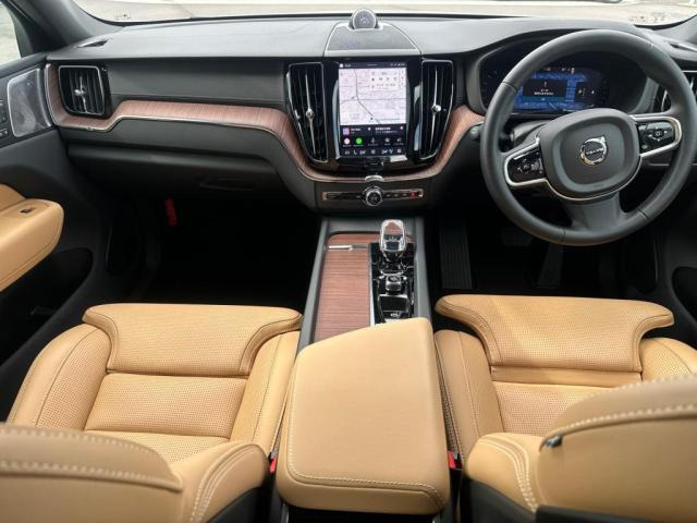 XC60ウルトラ B5 AWD 4WD