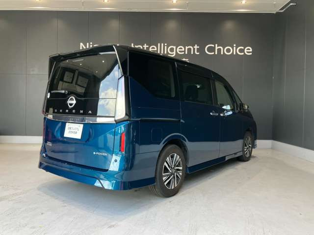 セレナ1.4 e-POWER ハイウェイスターV