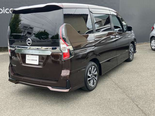 セレナ2.0 ハイウェイスターV