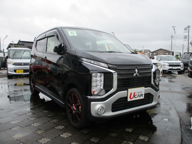 eKクロスT プレミアム 4WD